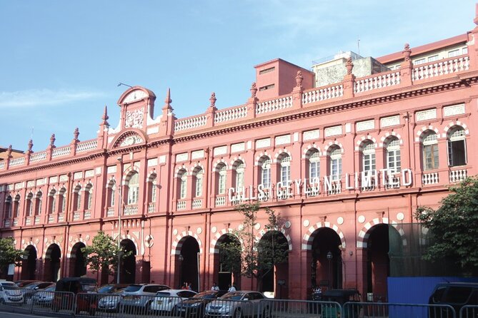 Most Amazing Colombo Walking & Street Food Tour. AM & PM - Group Size and Accessibility