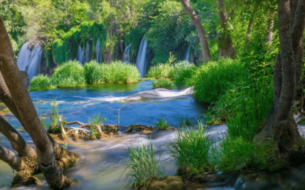 Mostar and Kravice Waterfalls Private Tour From Split - Admission and Amenities