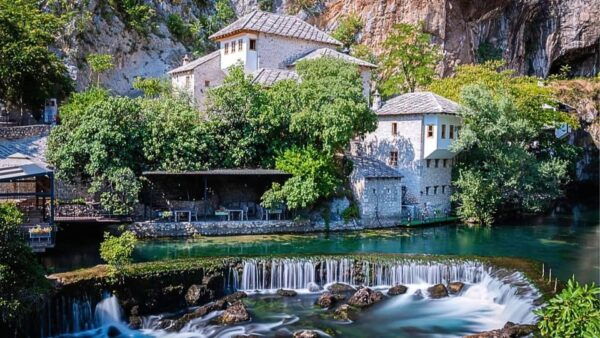 Mostar & Kravica Waterfall: Full-Day Adventure From Sarajevo - Best Times to Visit