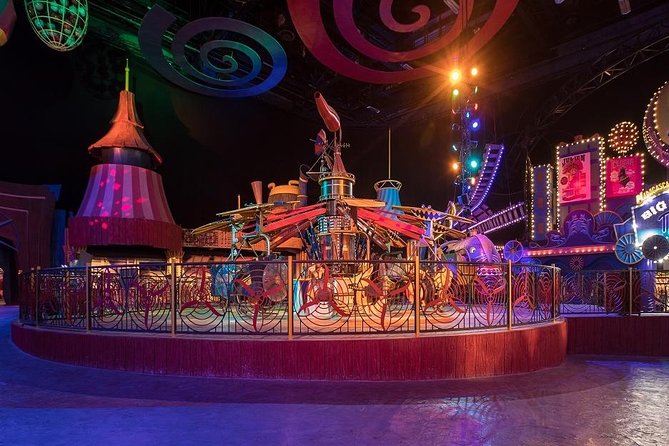 Motiongate Theme Park With Private Transfer - Pricing and Inclusions