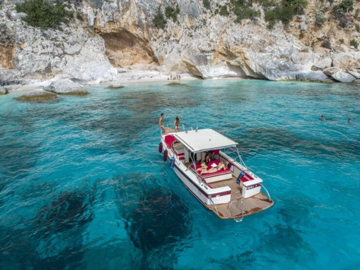 Motor Yacht Tour in the Gulf Of Orosei in Exclusive - Languages and Highlights