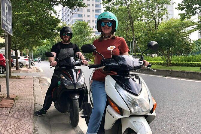 Motorbike Lesson in Hanoi - The Transition to Hanoi Streets