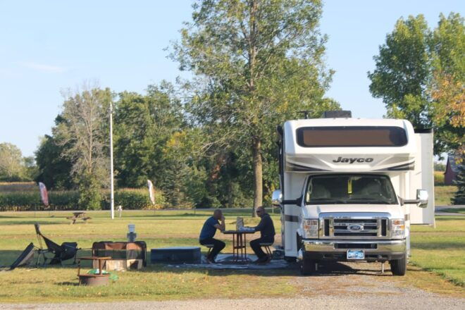 Motorhome Tour to Wasaga Beach From Toronto - Driver Capabilities