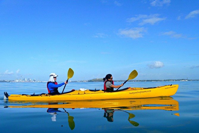 Motukorea / Browns Island Sea Kayak Journey - Accessing Browns Island by Kayak