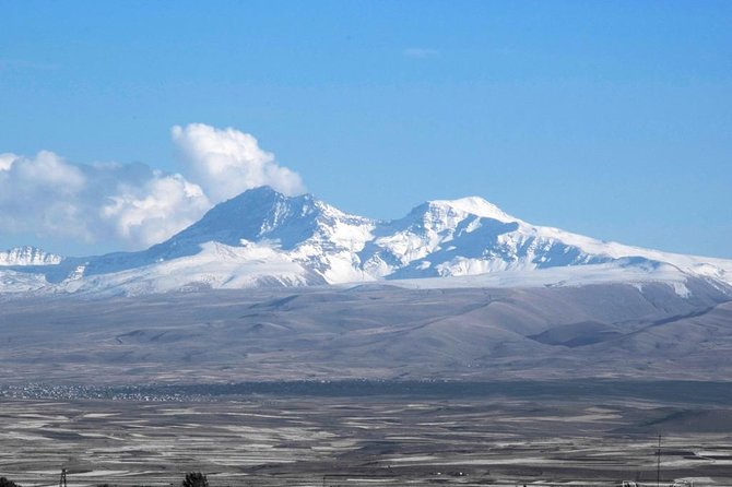 Mount Aragats, Amberd Fortress, Saghmosavank Monastery, Alphabet - Private Tour - Itinerary Overview