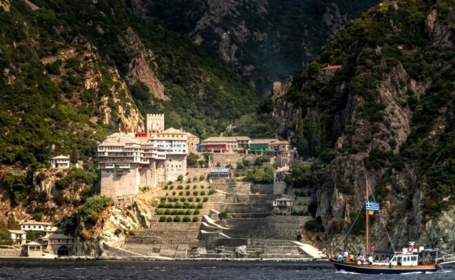 Mount Athos: 4-Day Pilgrimage for up to 4 People - Accommodations and Meals
