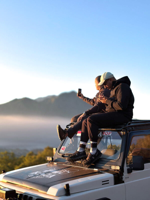 Mount Batur 4WD Jeep Sunrise with Photographer and Custom Jeep Color - 6:30 a.m. breakfast: a simple pause with a view