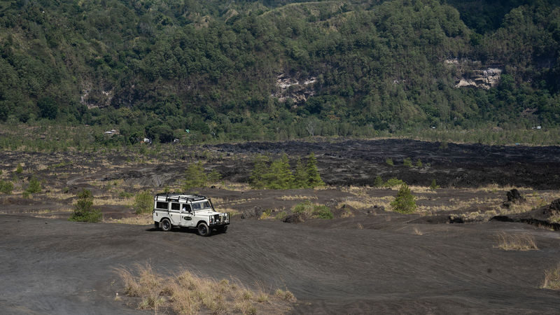 Mount Batur & Kintamani Tour by 4WD Land Rover - A hot spring break before lunch