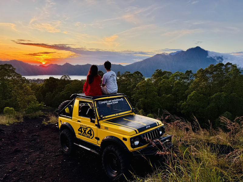 Mount Batur Sunrise Jeep Tour & Trekking with Optional Photographer - What to know before you book