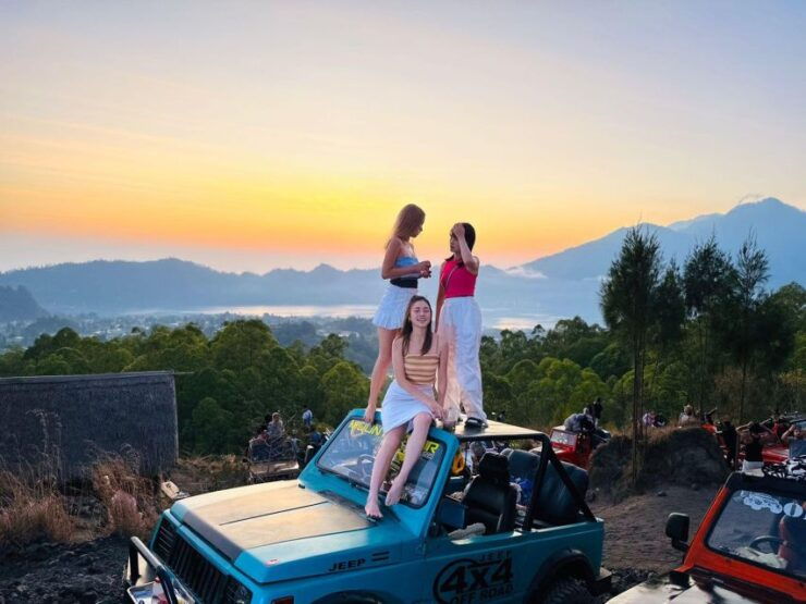 Mount Batur Sunrise Jeep With Best Photographer - Itinerary Details