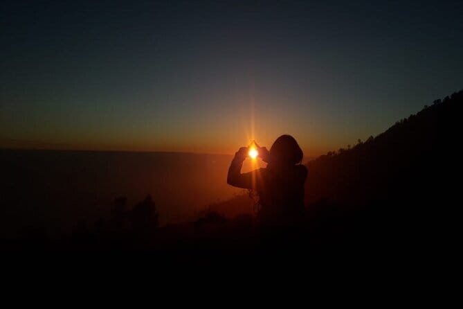 Mount Bromo Sunset Private Tour From Malang or Surabaya 1 Day - In-Depth Review of the Mount Bromo Sunset Private Tour