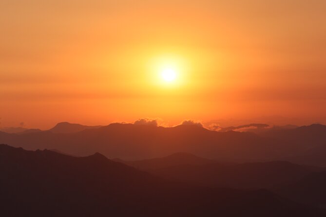 Mount Bukhan Sunrise Trekking With Guide, Photographer, Transport - Overview of Mount Bukhan Sunrise Trekking