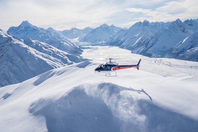 Mount Cook and The Glaciers Helicopter Flight - Recommended Clothing and Footwear