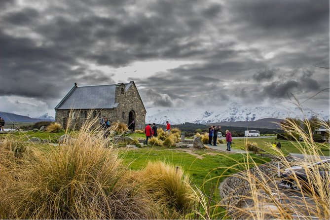 Mount Cook Day Tour From Christchurch - Negative Experience With Assistant