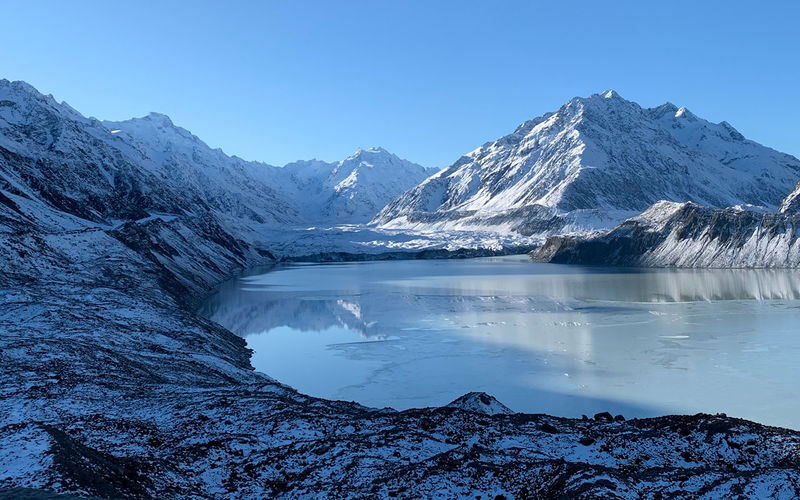 Mount Cook & Lake Tekapo Full-Day Tour from Christchurch - Why the guide and stop snacks matter