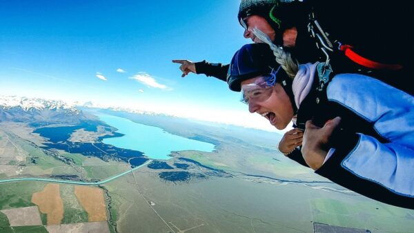 Mount Cook: Tandem Skydive Experience - Additional Reviews and Location Details