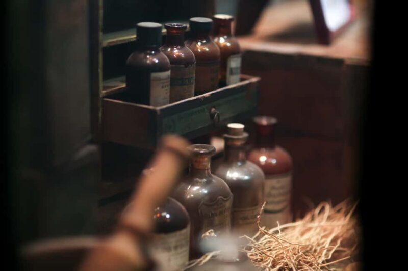 Mount Dora Malice and Mysteries Ghost Tour - What Is the Mount Dora Malice and Mysteries Ghost Tour?