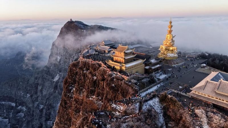 Mount Emei and Leshan Giant Buddha Day Tour from Chengdu - Price, inclusions, and what to verify