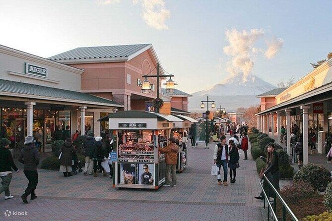 Mount Fuji 5th Station, Arakurayama, Oshino Hakkai and Hot Spring - What’s Missing?