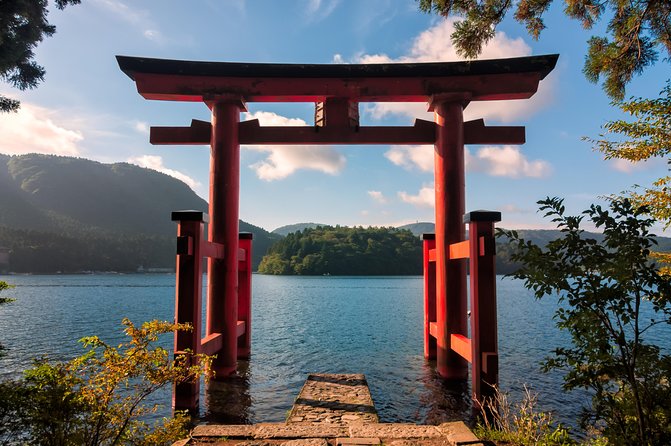 Mount Fuji Day Trip From Tokyo With a Local: Private & Personalized - Overview and Location