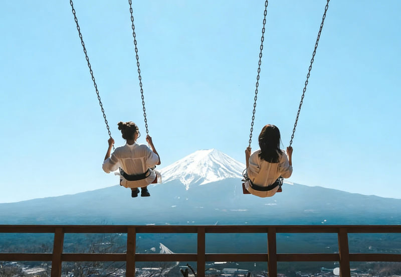 Mount Fuji Kawaguchiko Panoramic View & Tenjo-yama Park with Free Cable Car Ticket & Arakurayama Sengen Park & Hikawa Clock Shop & Lawson Convenience Store & Oishi Park One-Day Tour (Departing from Tokyo) - Lunch: bring a plan, not an appetite for certainty