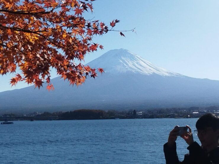 Mount Fuji-Lake Kawaguchi Private Tour With Bilingual Driver - Pickup and Transportation