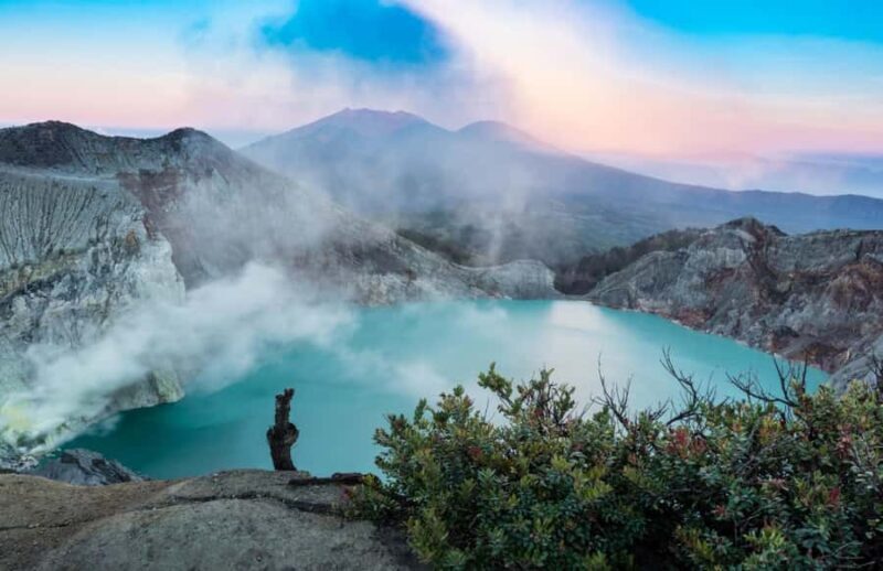 Mount Ijen Blue Fire Trekking: Sunrise and Sulfur Mines - Starting your Day: From Bali to Java’s Volcano  
