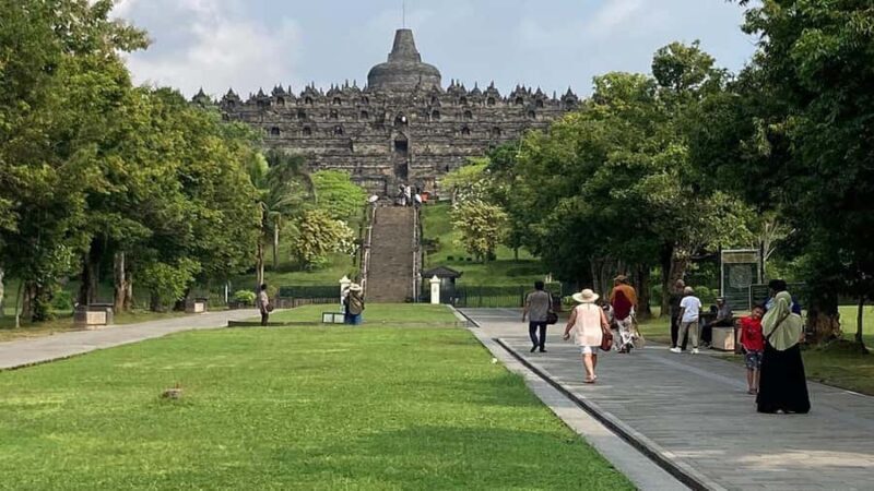 Mount Merapi Sunrise with Borobudur, Pawon & Mendut Temples - The Sum Up