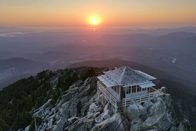Mount Pilchuck Fire Lookout Hike near Seattle - Why We Loved the Mount Pilchuck Hike