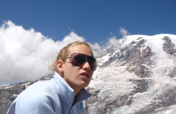 Mount Rainier National Park:Nature, Waterfalls,and Wildlife - Breathtaking Reflection Lake