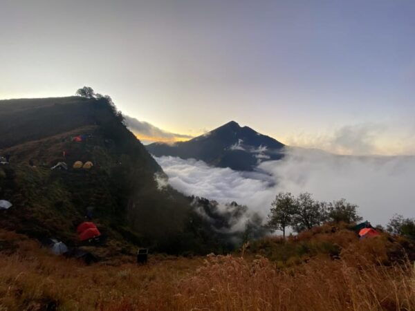 Mount Rinjani 2 Days 1 Night Senaru Crater Rim Trek - Best Time to Visit