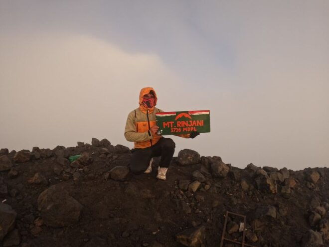 Mount Rinjani 2 Days and 1 Night Trek to Summit - The Sum Up