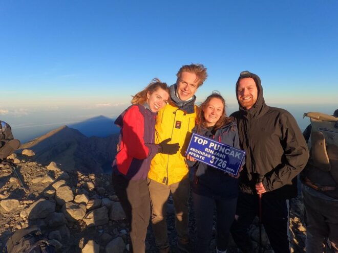 Mount Rinjani 2 Days or 3 Days Trekking to Summit - Summit Photography and Views
