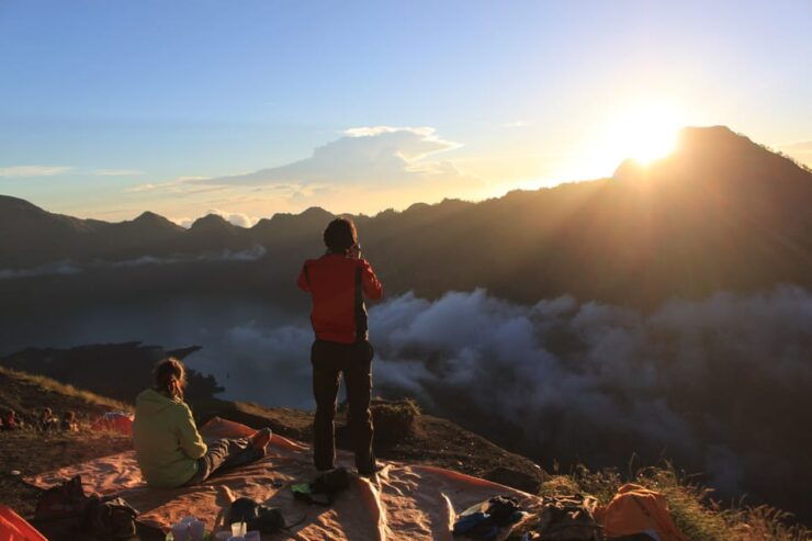 Mount Rinjani: 3-Day Trek to Summit, Lake and Hot Spring - Key Points