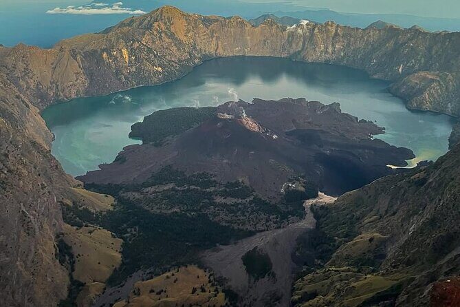 Mount Rinjani 3 Days 2 Night Trekking Package - The Itinerary Breakdown: What to Expect on Each Day
