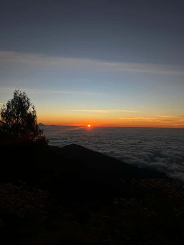 Mount Rinjani Setampol Rim Outdoor Hike and Camping Tour - The Route and What to Expect