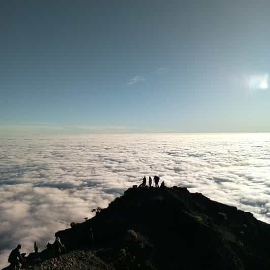 Mount Rinjani Trekking 2D/1N Summit - Key Trekking Highlights