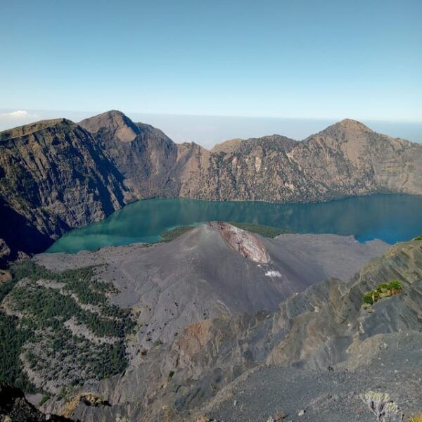 Mount Rinjani Trekking 2D/1N Summit - Inclusions and Rental Options