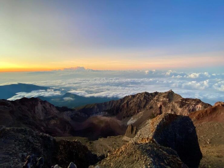 Mount Rinjani Trekking 3Days/2nights Summit Lake Hotspring - Day 1 Highlights