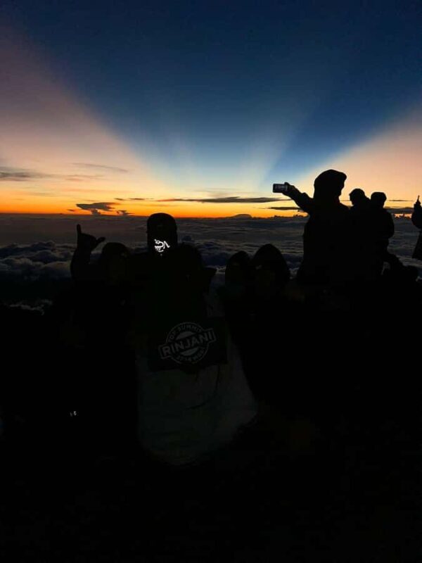 Mount Rinjani: Trekking To Summit Rinjani 3726m Day Tour - Good To Know