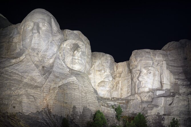 Mount Rushmore Night Illumination and Ceremony - Duration and Admission Ticket