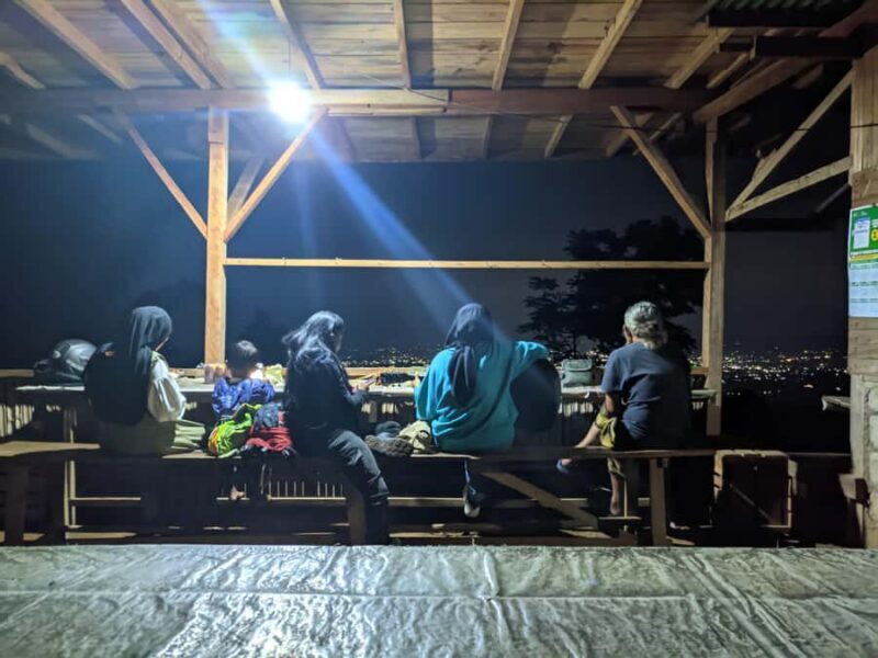 Mount Sago: Summit Zen & Palm Sugar Tour" - Palm Sugar Making: From Tree to Market