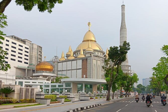 Mount Sibayak Sunrise Hike from Medan - FAQ