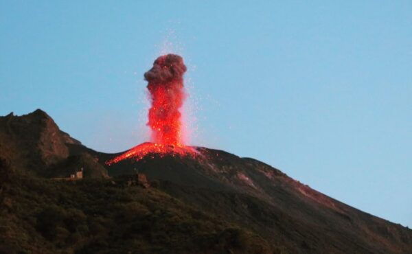 Mount Stromboli: 400m-High Excursion - Customer Reviews and Booking Experience