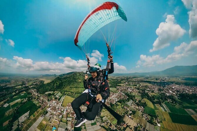 Mount Tumpa Manado Paragliding and hotel pick up - The Experience: From Pickup to Flight