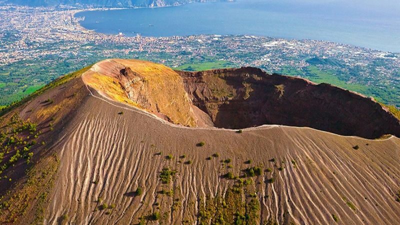 Mount Vesuvius ticket with guidebook in Campania - The crater is the reason to make the climb