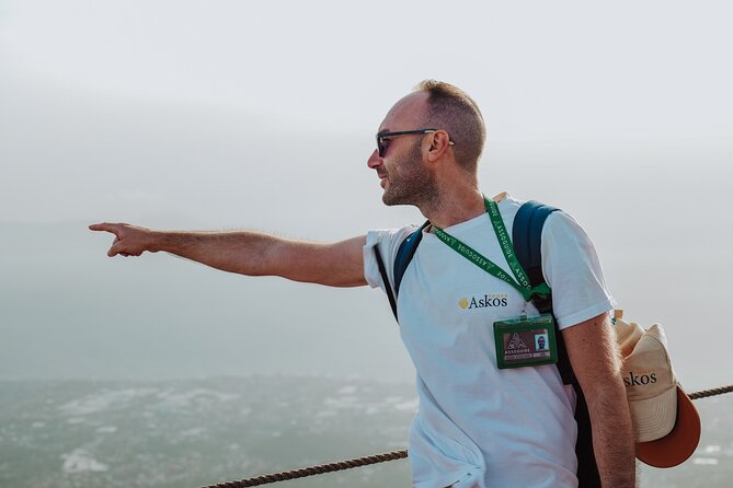 Mount Vesuvius Tour From Pompeii Led by an Hiking Guide - Round-Trip Transportation and Entrance Tickets