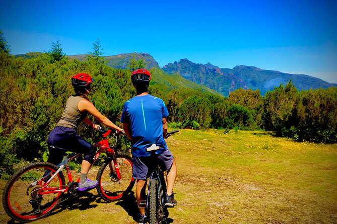 Mountain Biking Tour - Beginner Easy - Essential Gear for the Mountain Biking Tour