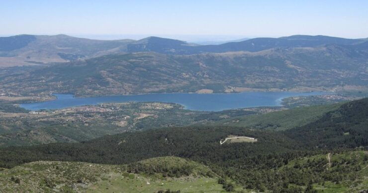 Mountain Lake Canoe Experience From Madrid - Experience Highlights