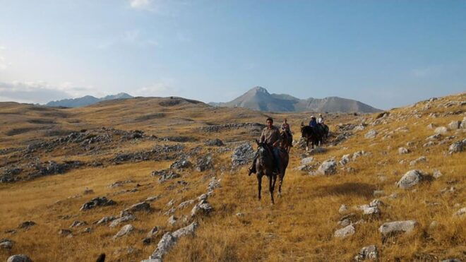 Mountains of the Abruzzo: Four Day Horseback Riding Trip - Participant Restrictions